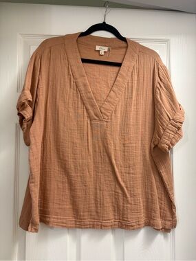 Elan Gauze Top size medium